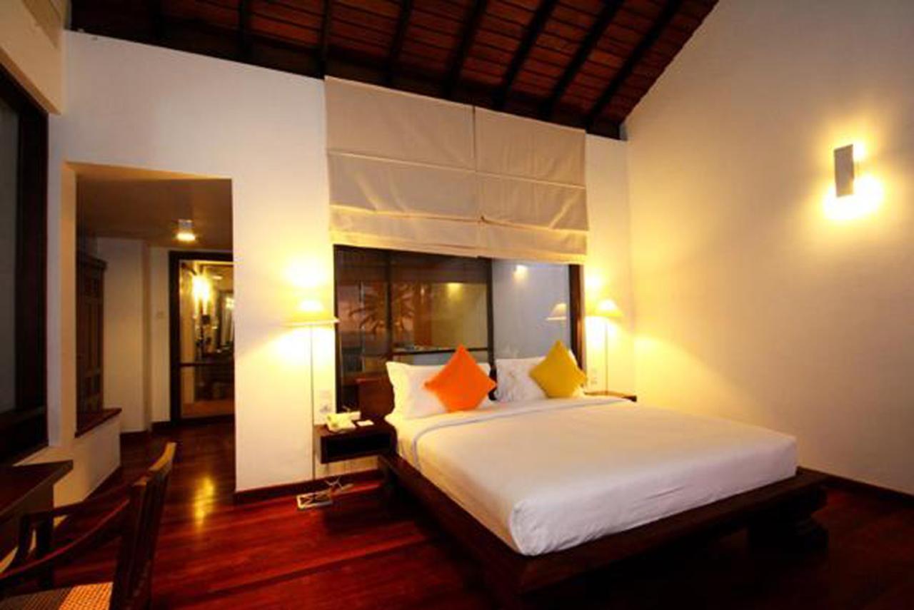 Grand Beach Wadduwa Exterior photo